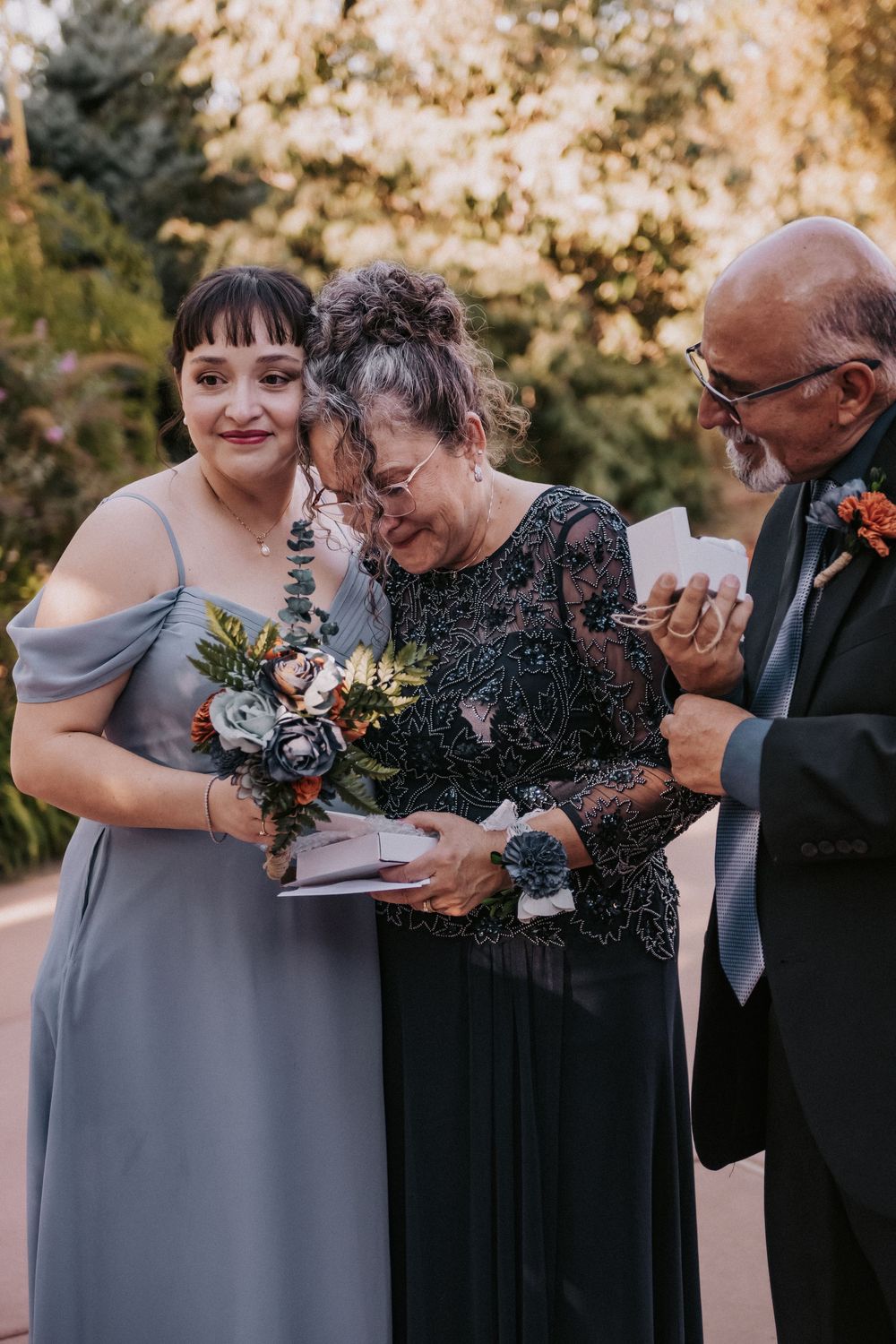 Small wedding. Small weddings in New Mexico. Intimate wedding venues. Albuquerque Garden Center weddings. Intimate venue. ABQ Garden Center.
