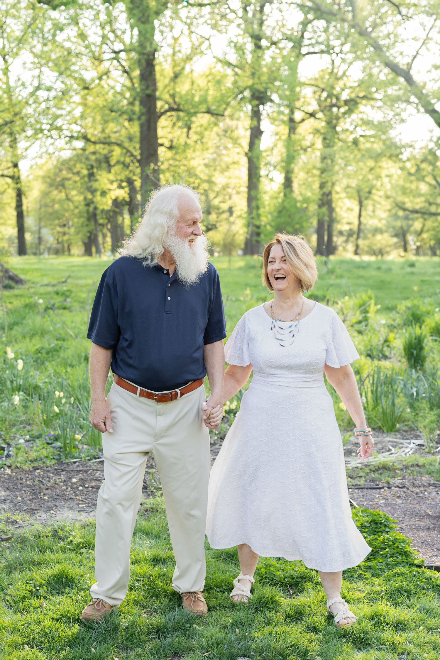 Grandparents extended family session St. Louis, MO in springtime