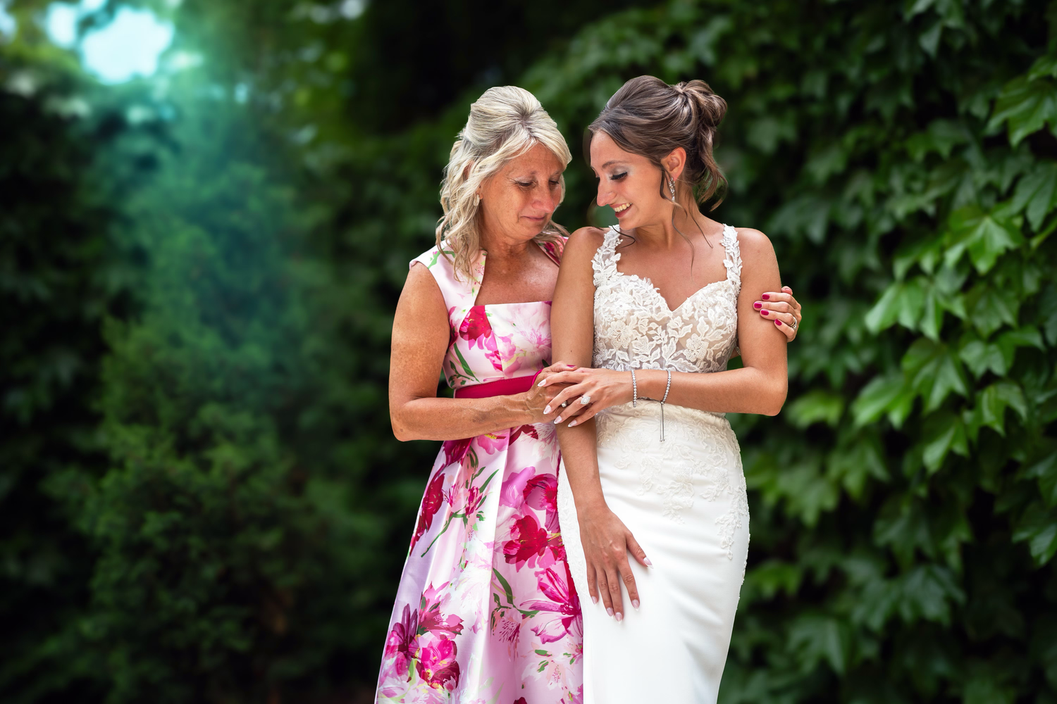 getting ready bride at the club at corazon photo