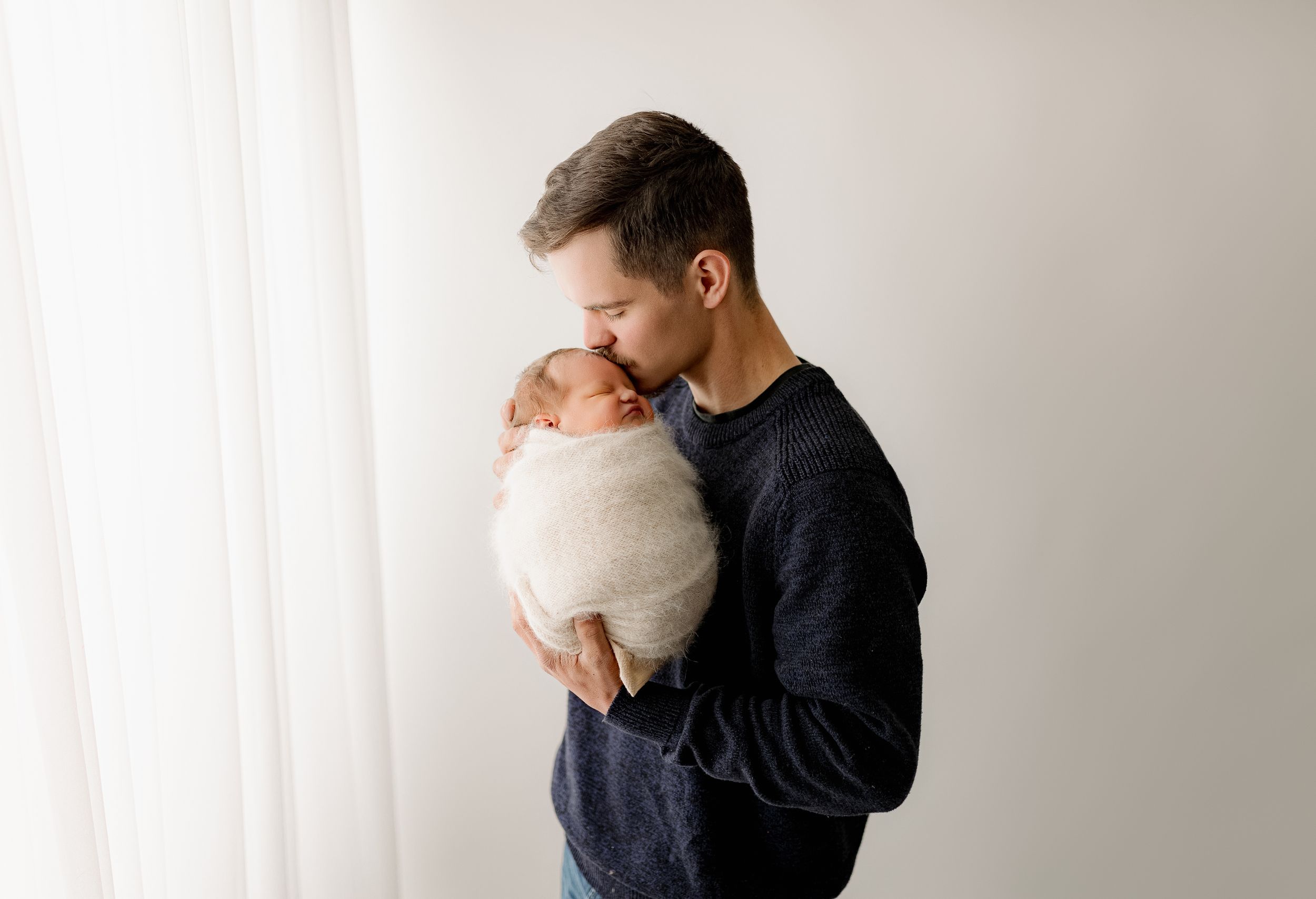 Bailey's Photography | Newborn Photographer | Studio | Portsmouth Ohio | Scioto County | Greenup Kentucky | Family Photoshoot