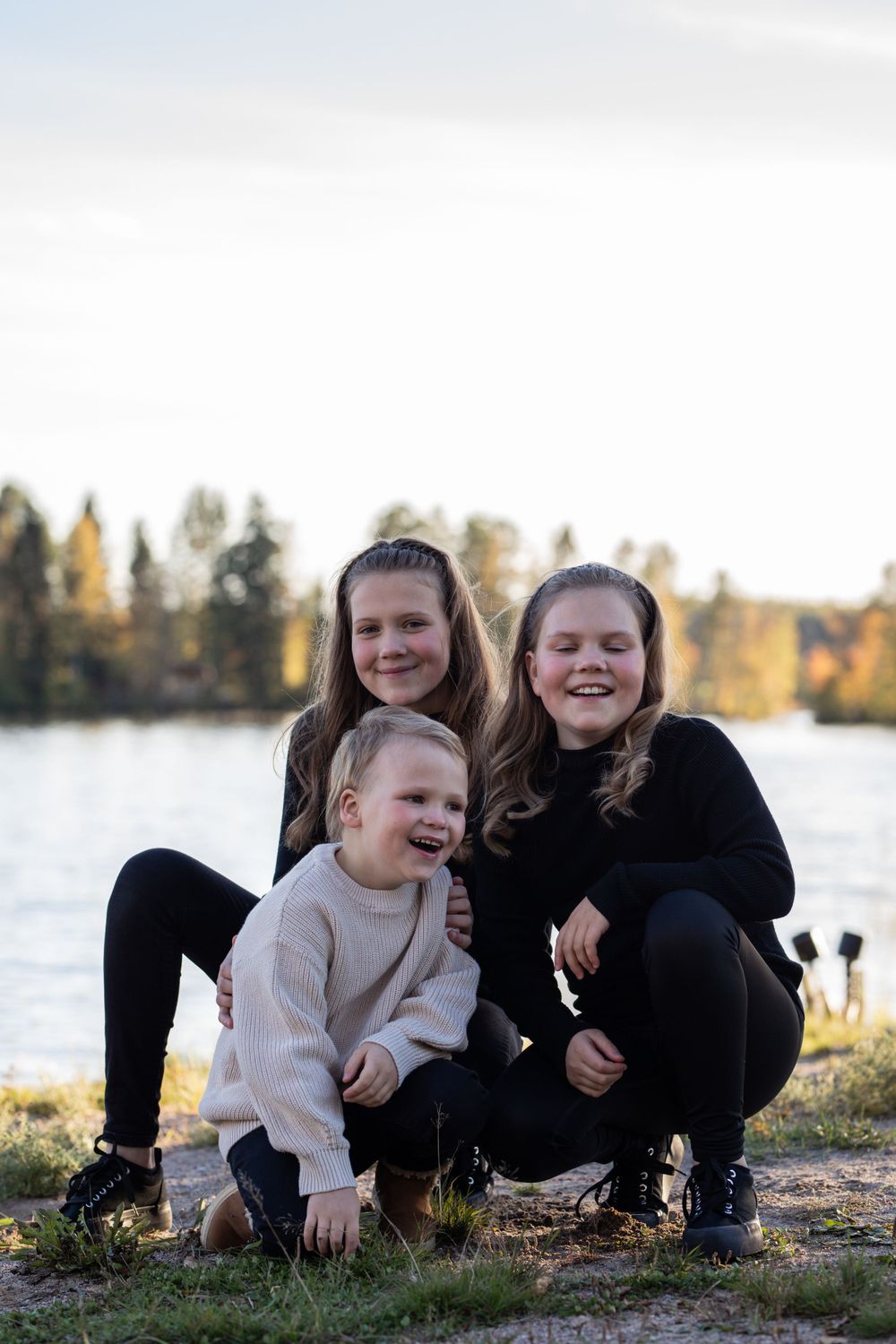 Valokuvaus Henkilökuvaus valokuvaaja henkilökuva parikuvaus miljöökuvaus lapsikuvaus perhekuvaus Laukaa Jyväskylä Keski-Suomi photography