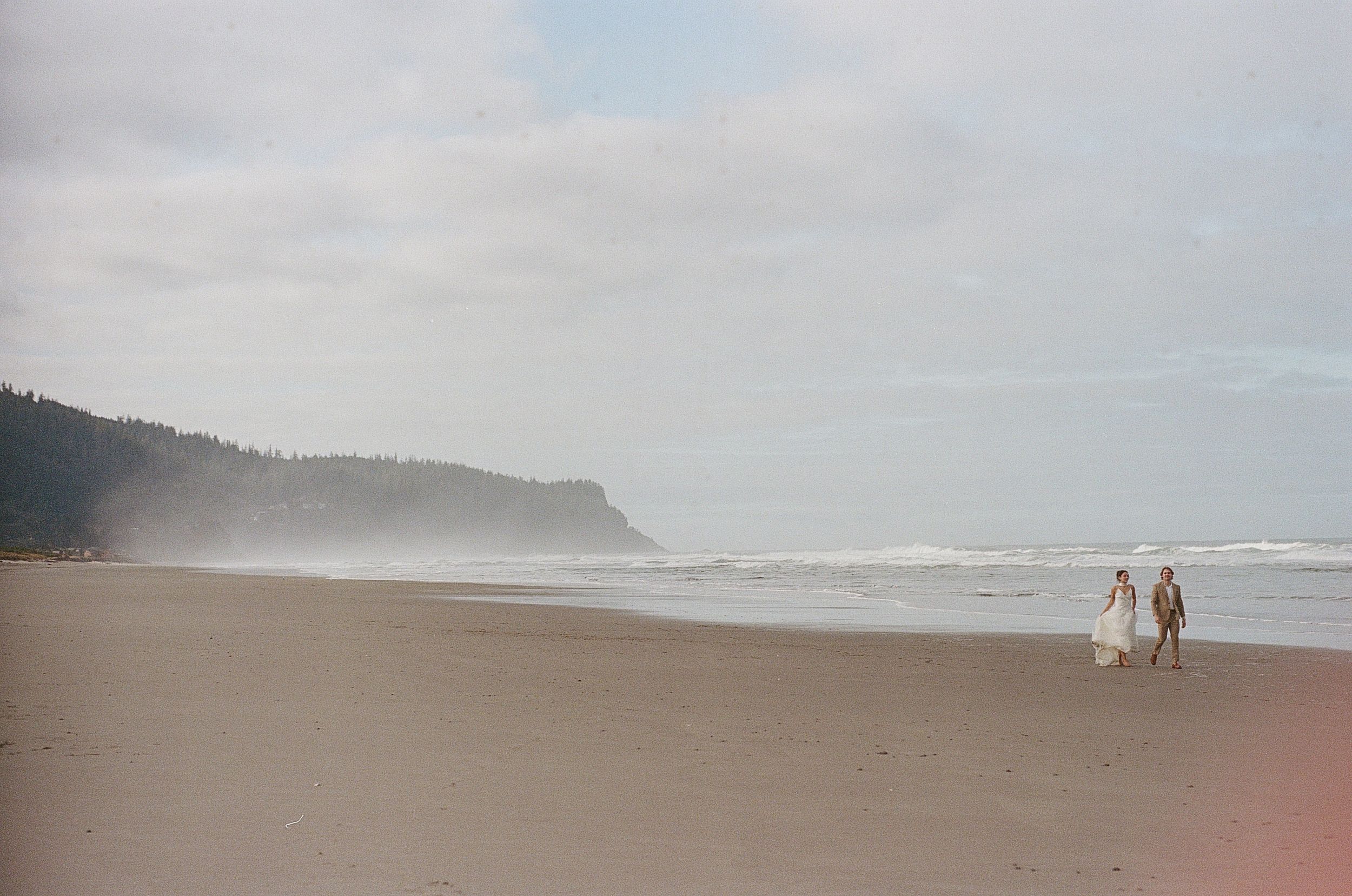 Elopement by the ocean