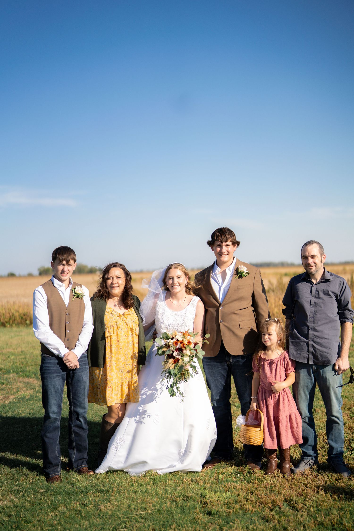 Family wedding photo
