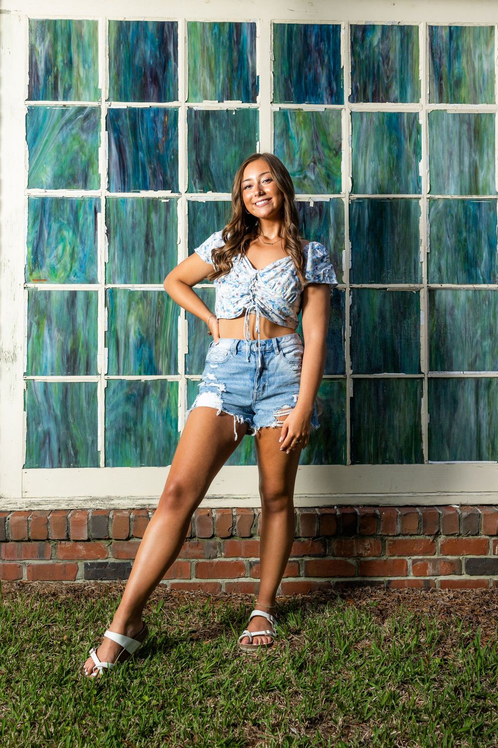 senior photography by Samantha ann photos studio swansboro near Emerald Isle. professional senior portrait photographer near me.