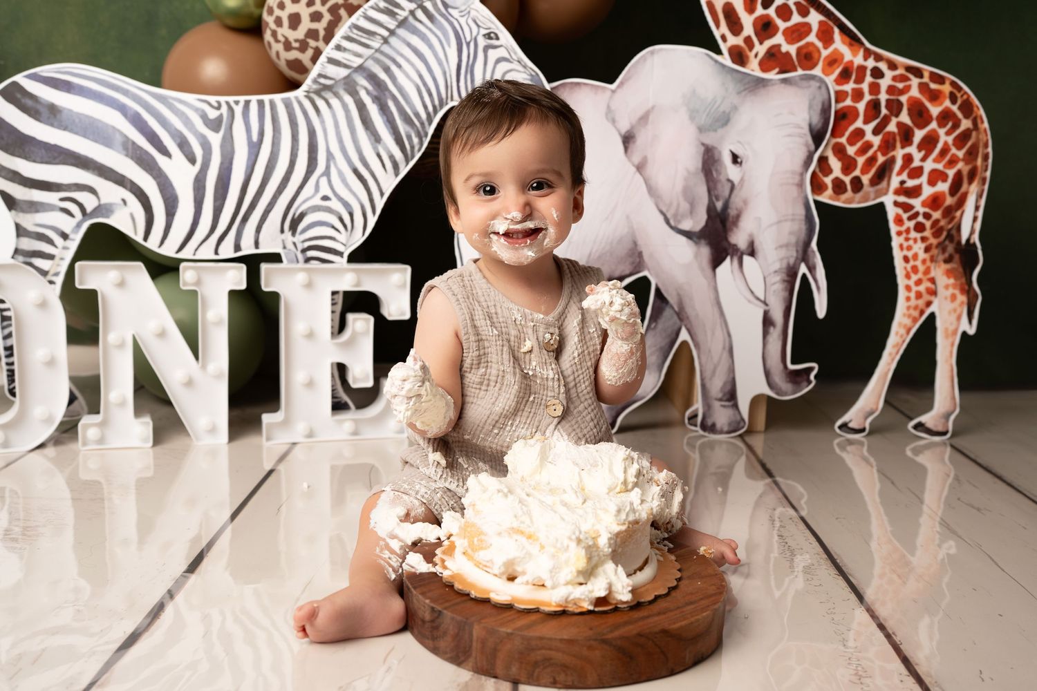 Los Angeles Maternity Photography and Newborn Photographer and Cake Smash Photography | JDLA Photography