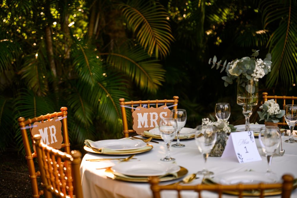 Tropical wedding styling at Sea Horse Ranch, captured with warm natural light in Puerto Plata