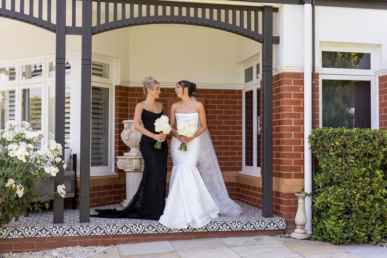 Molly and Cam's Bowna Farm Wedding. Images captured by Jason Robins Photography, 2025 NZIPP Australian Wedding Photographer of the Year.