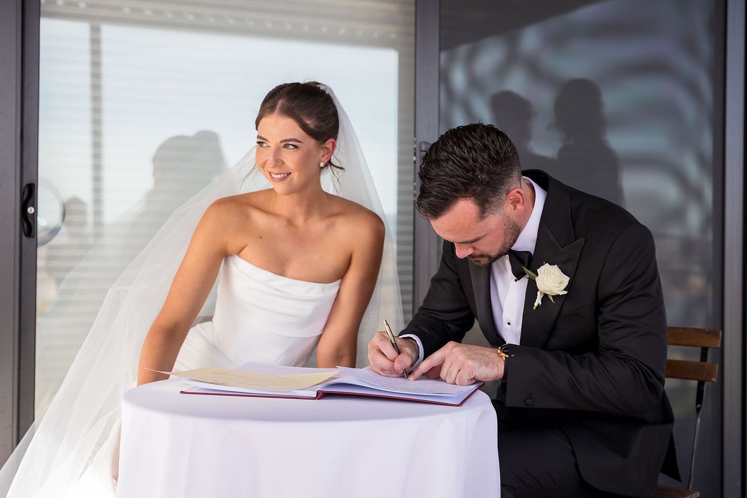 Molly and Cam's Bowna Farm Wedding. Images captured by Jason Robins Photography, 2025 NZIPP Australian Wedding Photographer of the Year.