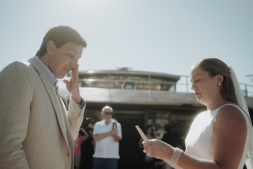porto elopement photographer documentary intimate wedding ceremony porto portugal