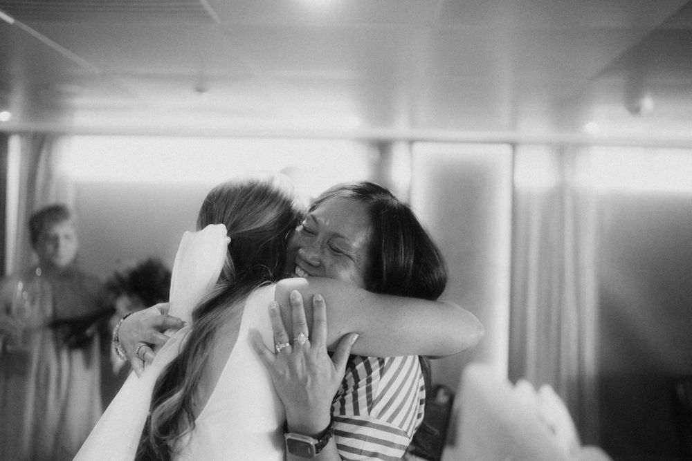 porto elopement photographer documentary intimate wedding candid moment porto portugal