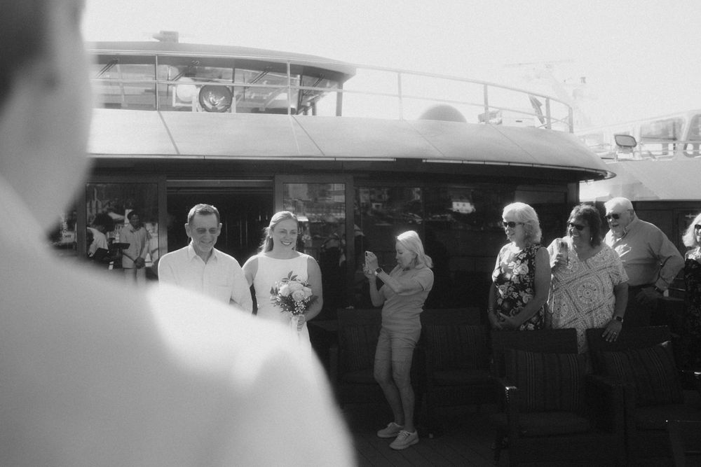 porto elopement photographer documentary intimate wedding ceremony porto portugal