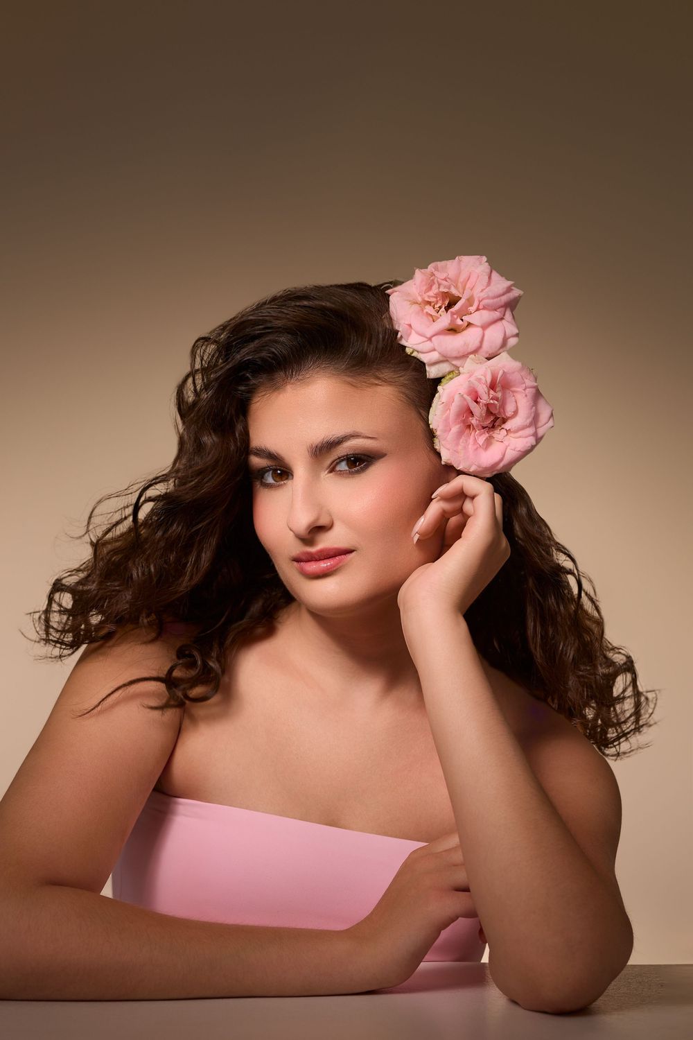 noi portré foto viraggal
noi fotozas studio romantikus stilus
elegans noi portré fotozas