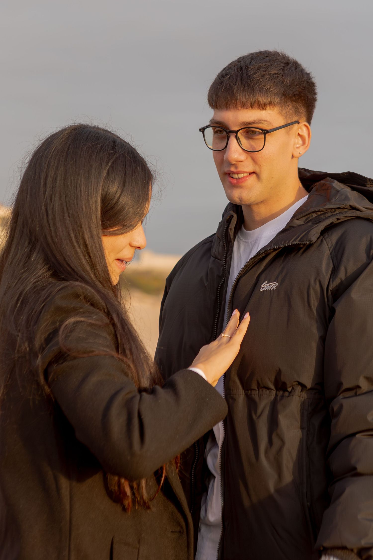 Ensaio fotografico de pedido de casamento; fotos de pedido de casamento; sessão fotográfica de casa; fotografia de casais; VNGaia.