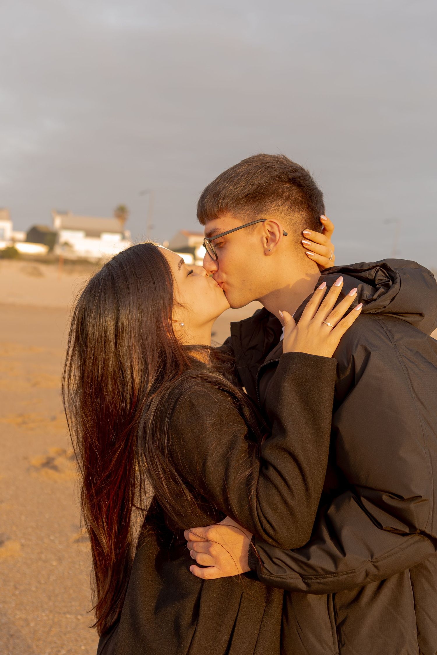 Ensaio fotografico de pedido de casamento; fotos de pedido de casamento; sessão fotográfica de casa; fotografia de casais; VNGaia.