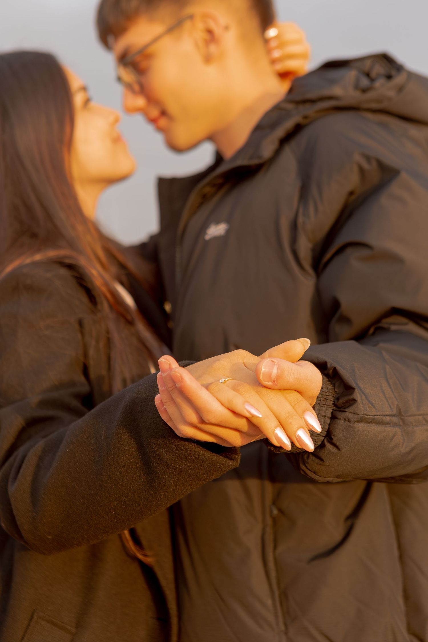 Ensaio fotografico de pedido de casamento; fotos de pedido de casamento; sessão fotográfica de casa; fotografia de casais; VNGaia.