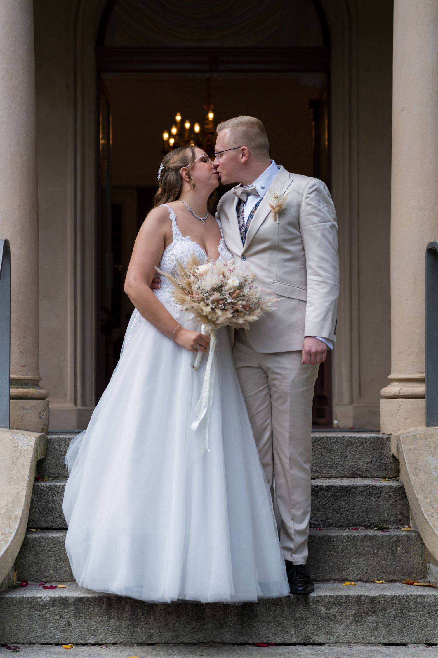 Hochzeitsfotograf in Berlin mit Top Bewertungen für authentische Hochzeitsreportagen