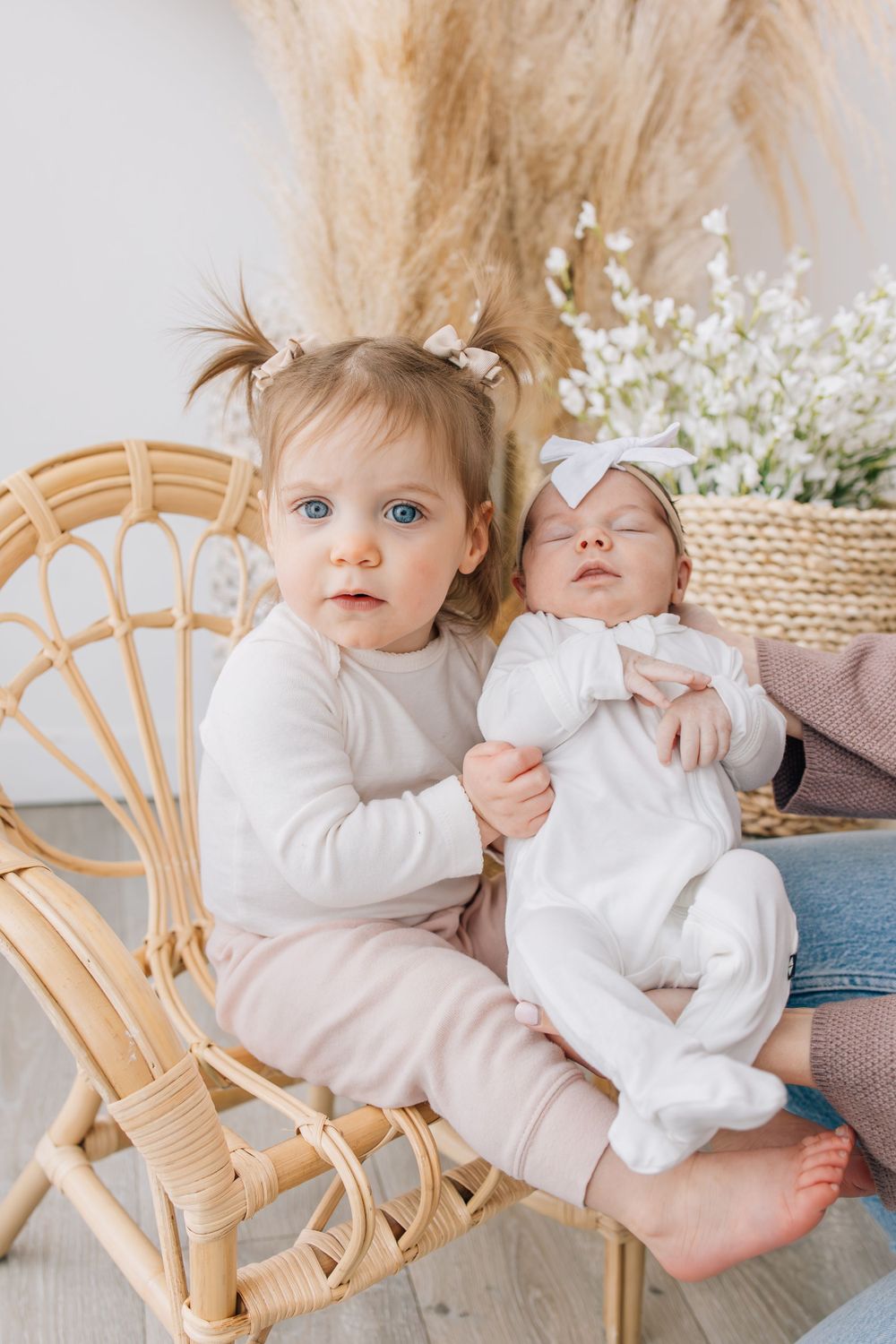 Utah Newborn Photographer, Utah newborn photography, newbprn photographer in utah, newborn photography in utah, utah maternity photographer
