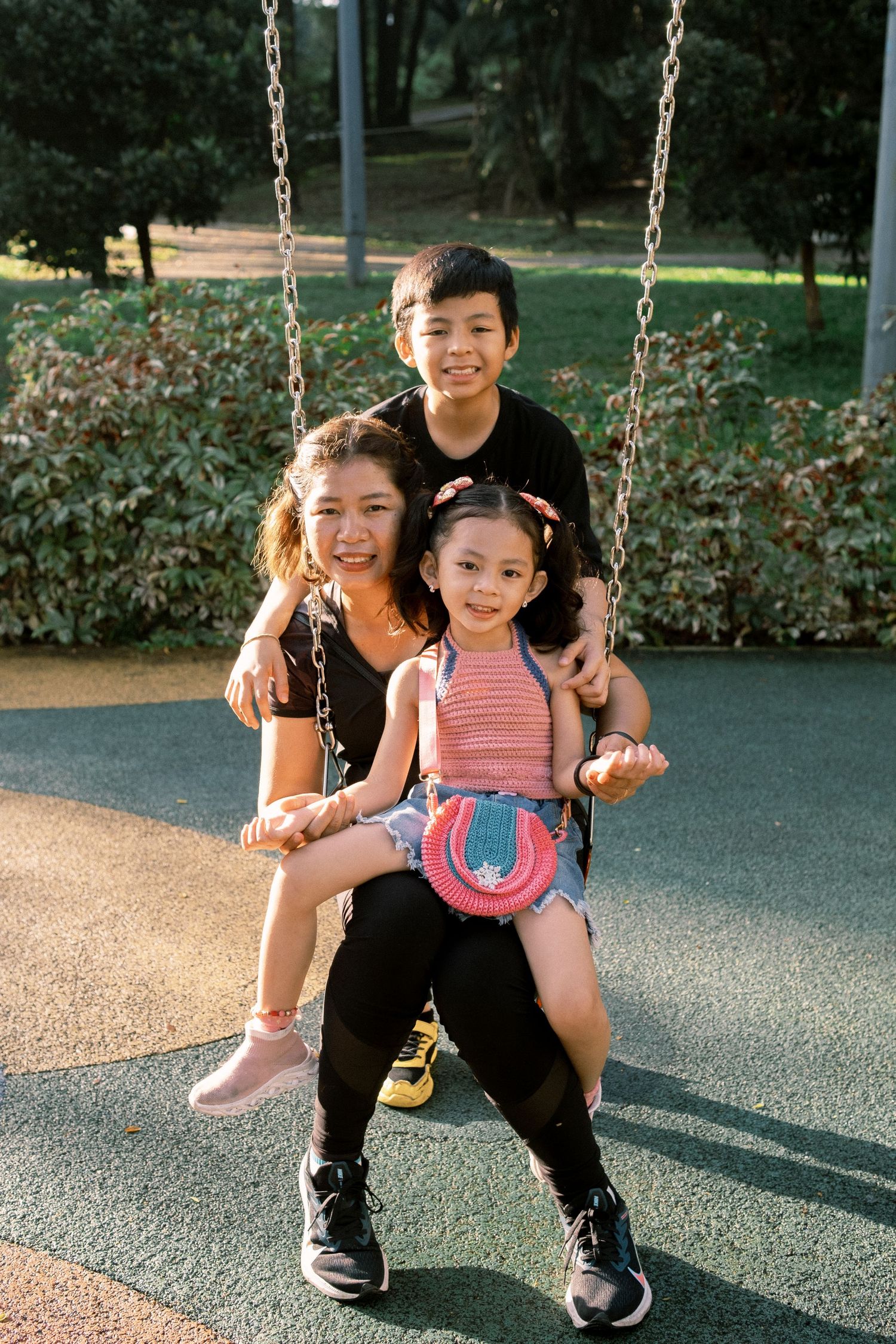 Family shoot by HoidianNg Photography