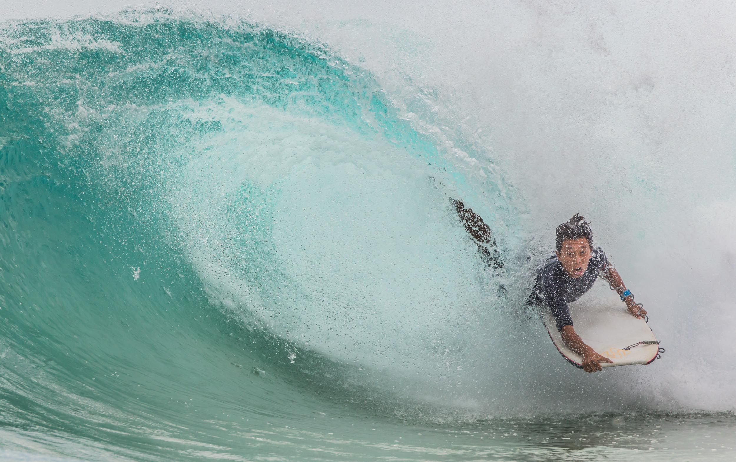 Hawaii, Oahu, Sandy Beach, Wave surfing, Bellyboarding, Shorebreak, Bodyboarding, Bodysurfing