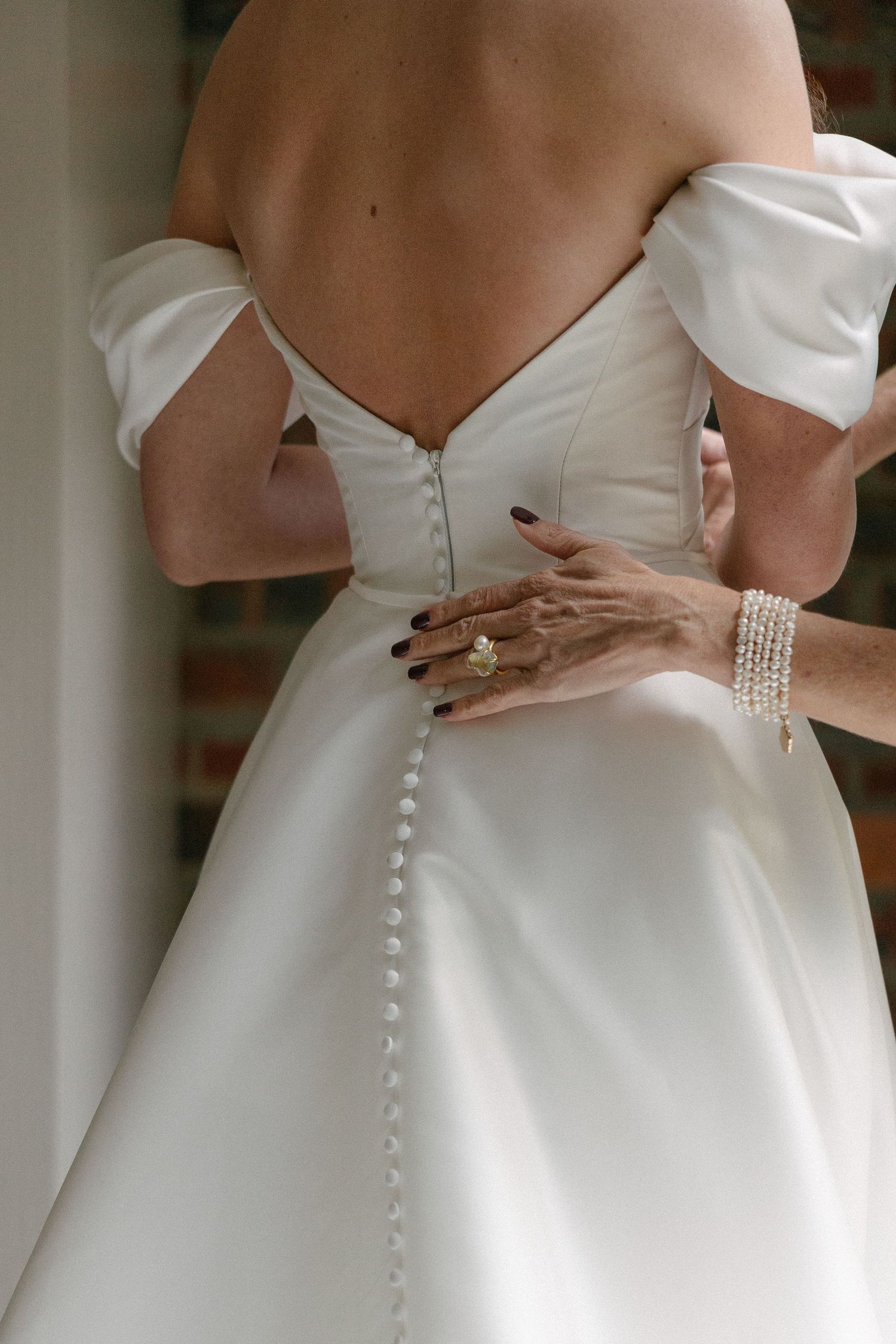 Chanel and Wynanad at De Zeven wedding photos capturing authentic celebrations and beautiful portraits with Christene de Coning Photography.