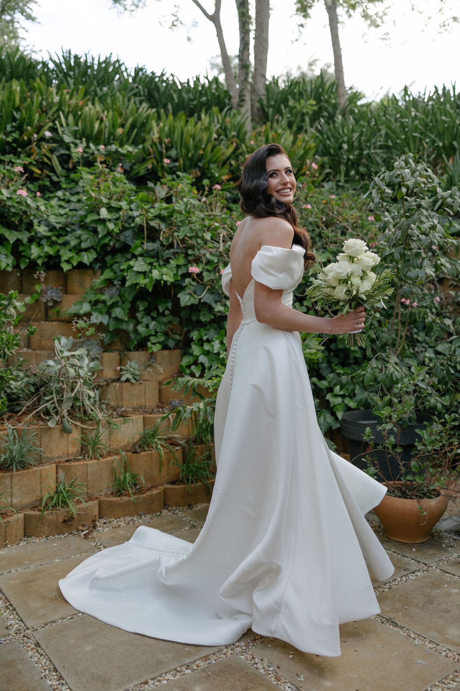 Chanel and Wynanad at De Zeven wedding photos capturing authentic celebrations and beautiful portraits with Christene de Coning Photography.