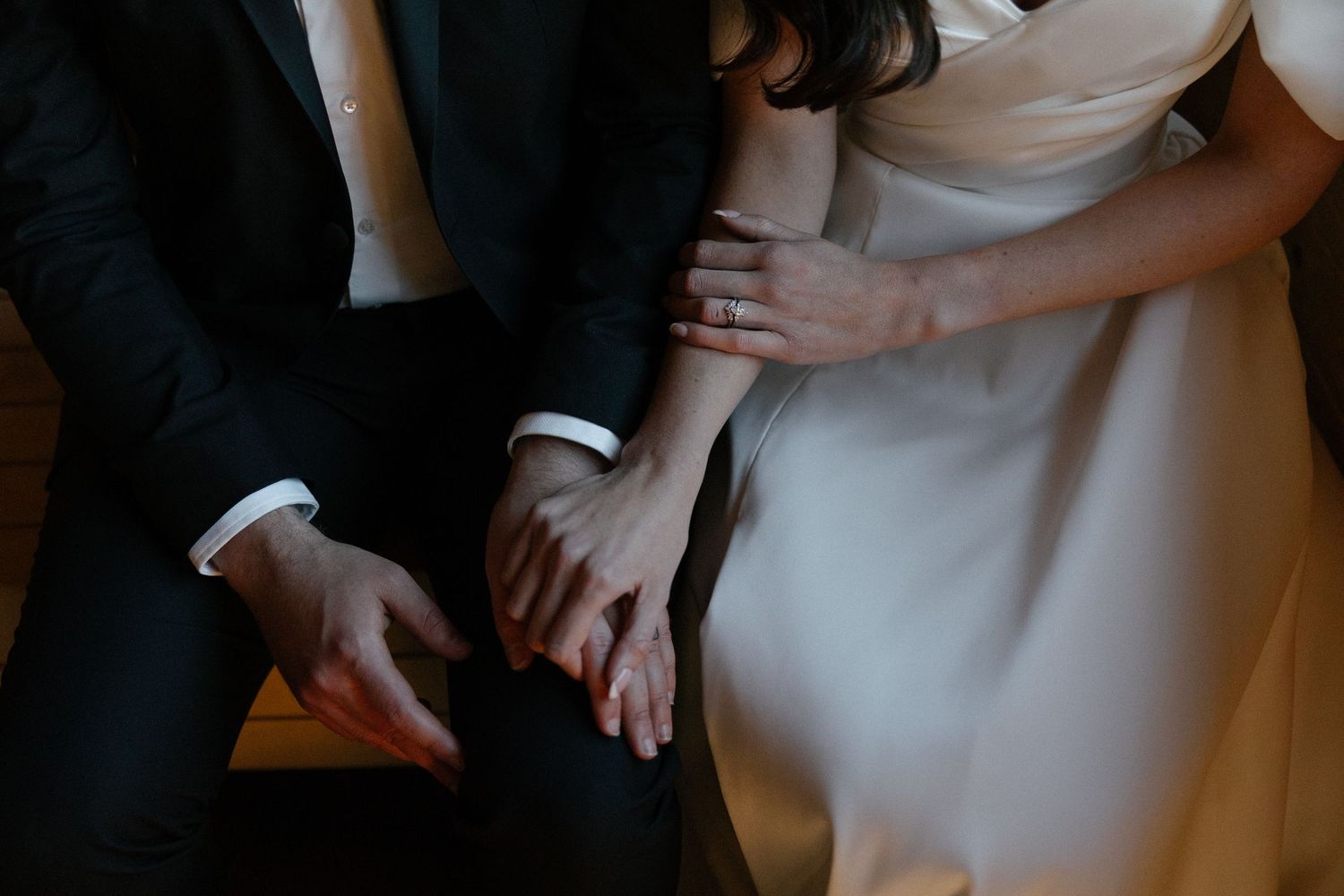 Chanel and Wynanad at De Zeven wedding photos capturing authentic celebrations and beautiful portraits with Christene de Coning Photography.