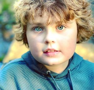 Relaxed, natural portrait of a boy photographed in NSW by Wollongong portrait photographer Serene Coleman.