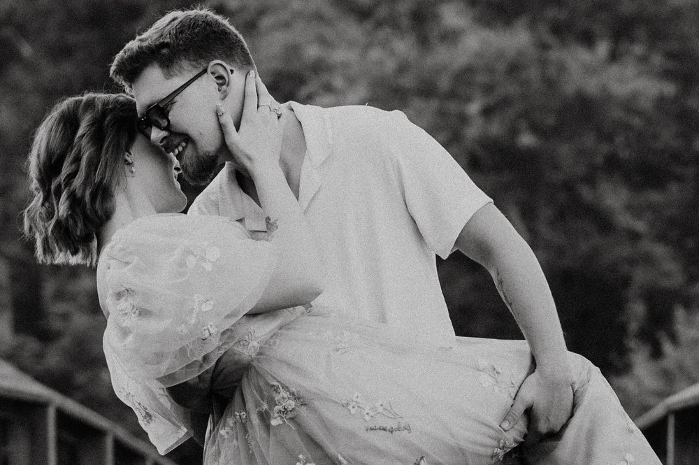 Surprise engagement session at Saluda Riverwalk, South Carolina
Couples, Engagement, Weddings, and Families
South Carolina Photographer