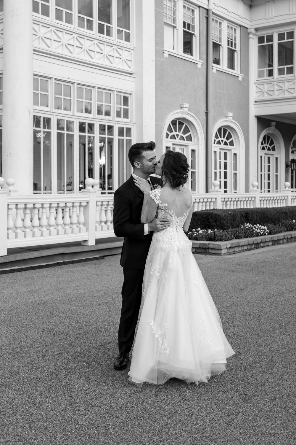 wedding photographer, engagement photography, bridal photography, Mansion Wedding Photography, expensive wedding photography