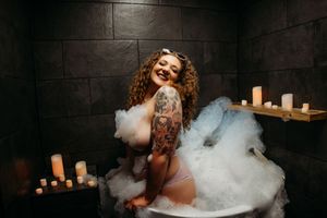 Northern Arizona Flagstaff Boudoir Portraits Branding Photographer Photography Luxury Bridal Studio 
Boudoir Photoshoots
couples Maternity