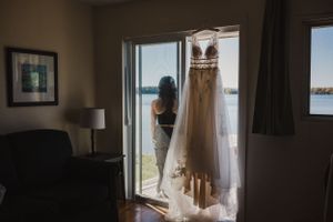 Lake on the Mountain Elopement, Prince Edward County, Carriage Lane Elopements, Belleville Photographer, Toronto Photographer, Ontario