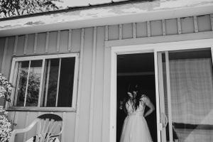 Lake on the Mountain Elopement, Prince Edward County, Carriage Lane Elopements, Belleville Photographer, Toronto Photographer, Ontario