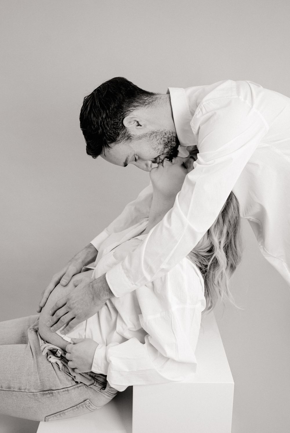 Photo de grossesse studio 
studio photo poissy 
photographe grossesse poissy 
photographe grossesse Yvelines