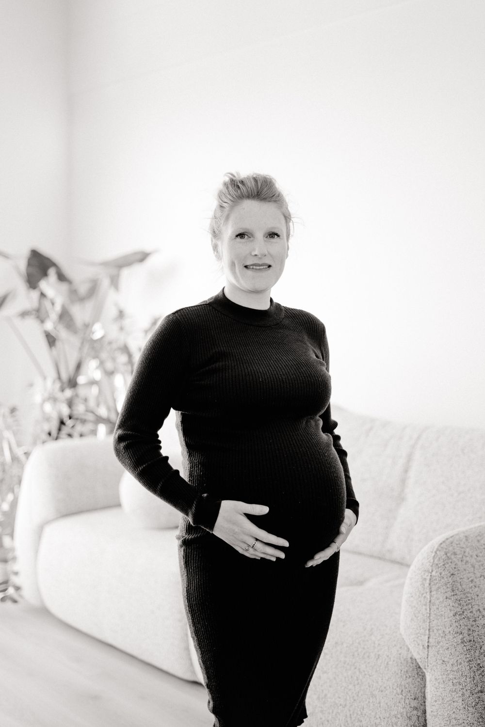 Photographe de grossesse maternité à poissy photographe grossesse yvelines photographe naissance paris