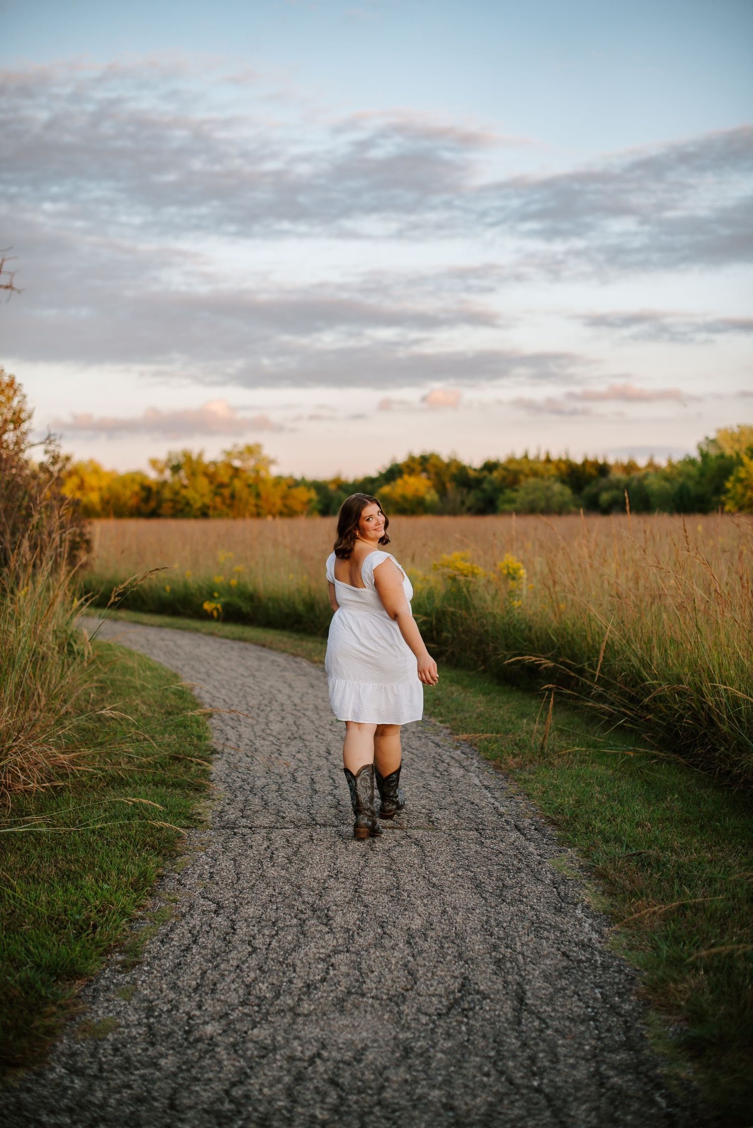 Senior photos in Great Plains Nature Center Wichita, KS - Jessica Nadine Photography