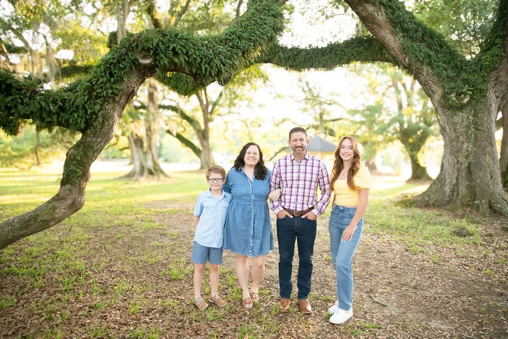 Family session taken at Central Oaks in Central City, LA, just outside of Baton Rouge.