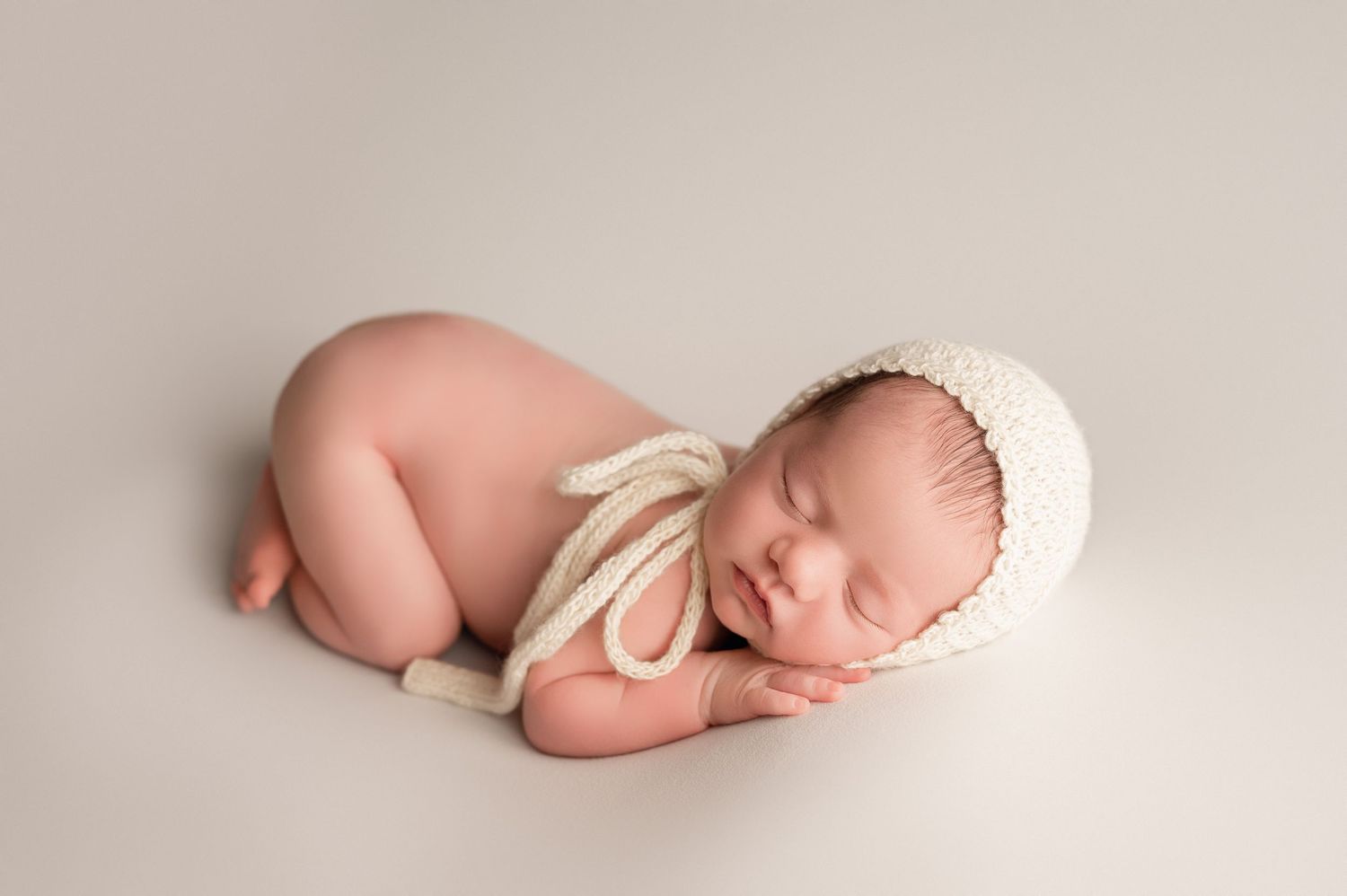 Custom newborn photography studio in the south hills of Pittsburgh