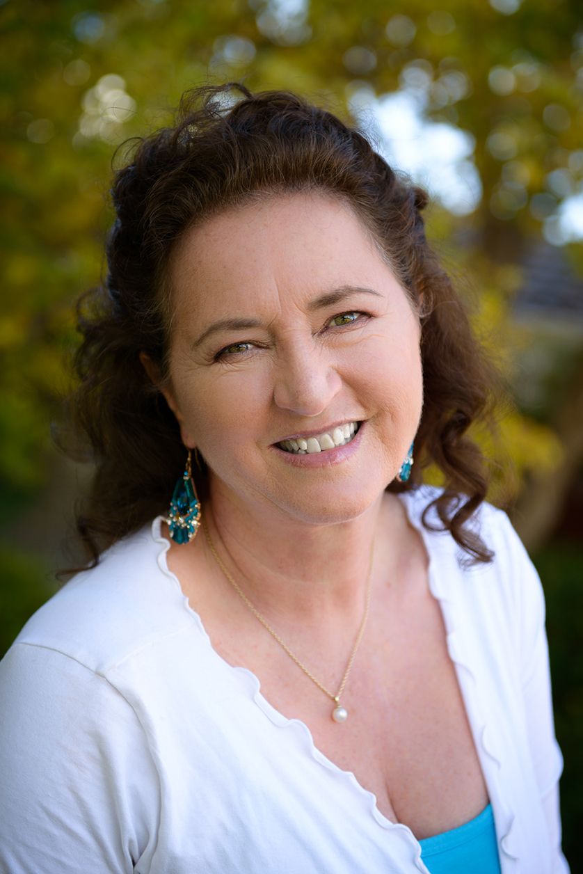 Business Headshot Robyn E Gibson