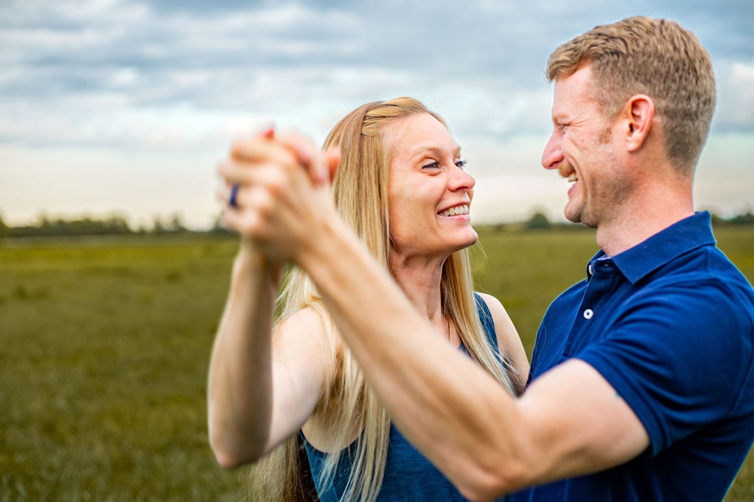 couple photo dancing