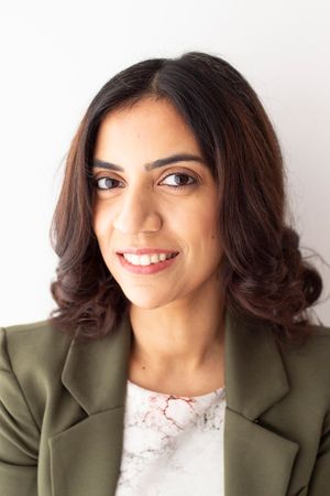 business headshot   by little wonderland photography widnes cheshire