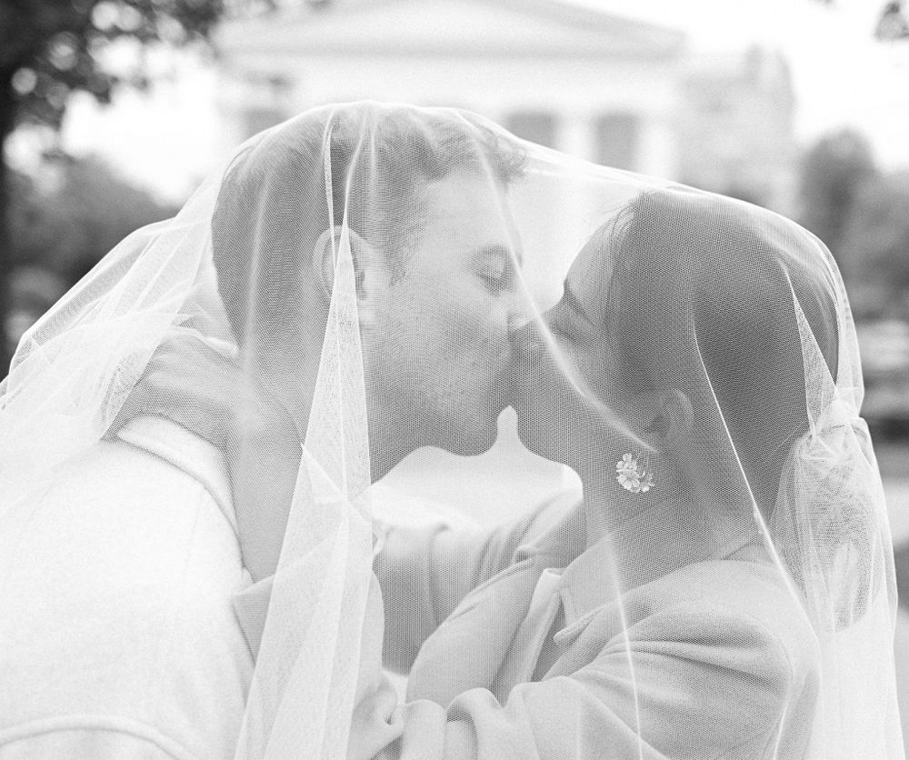 Wedding photoshoot in Vienna