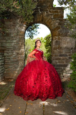 Quinceañera photographer in Washington DC, Maryland & Virginia.