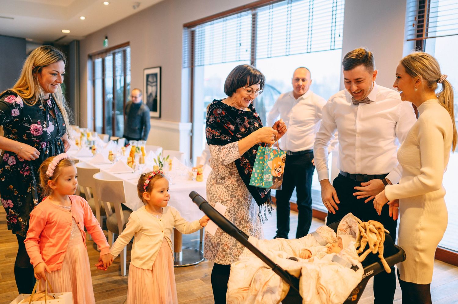 fotograf na chrzest Olsztyn, fotografia z chrztu olsztyn, zdjęcia z chrztu, chrzest Olsztyn, fotograf na chrzciny