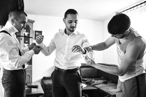 Fotograf za vencanje Srbija Novi Sad  
Wedding photographer 
Mladoženja, brat i kum
Oblačenje
Ljubav na selu 
Salaš Vojvodina