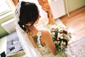 Fotograf za vencanje Srbija Novi Sad  
Wedding photographer 
Mlada pozira bidermajer
Ljubav na selu 
Salaš Vojvodina