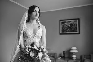 Fotograf za vencanje Srbija Novi Sad  
Wedding photographer 
Mlada pozira
Ljubav na selu 
Salaš Vojvodina