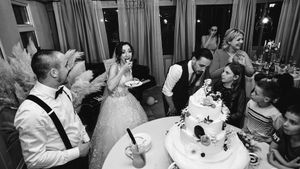 Fotograf za vencanje Srbija Novi Sad  
Wedding photographer 
Mlada i mladoženja 
mladenačka torta 
Ljubav