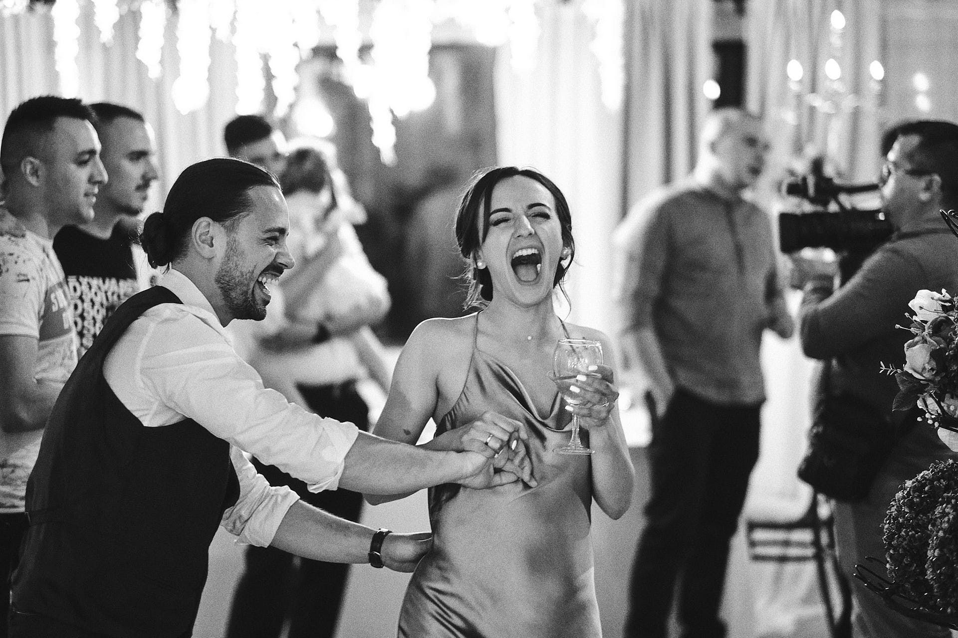 Fotograf za vencanje Srbija Novi Sad  
Wedding photographer 
Mlada i mladoženja 
Žurka na venčanju 
Ljubav