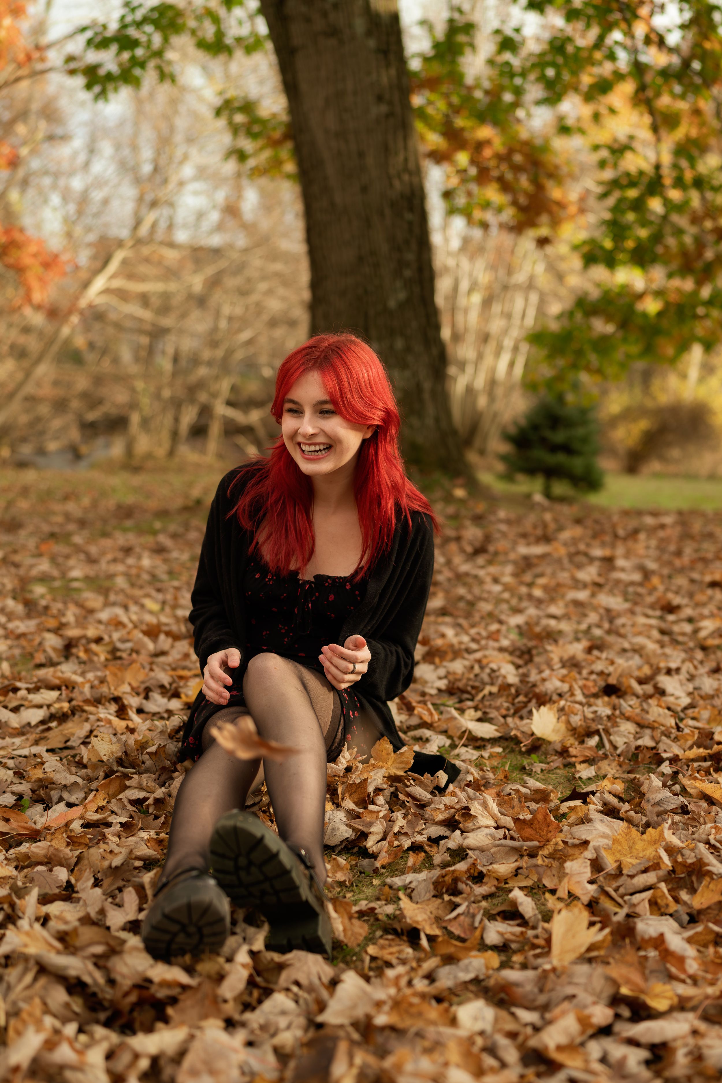 edgy, fall, senior photos, cool girl, leaves