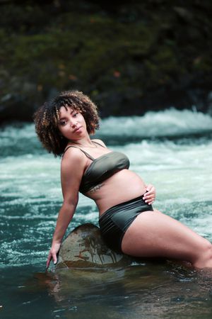 El Yunque Rainforest Maternity Photoshoot. Puerto Rico Photographer. Albert Ray Photo. Pregnancy photos.